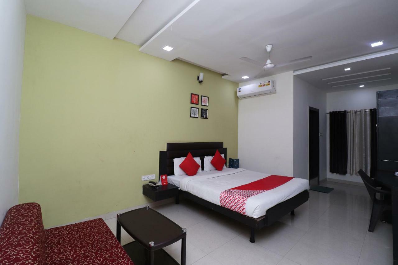 Oyo 8173 Hotel Singh Palace Raipur  Ngoại thất bức ảnh